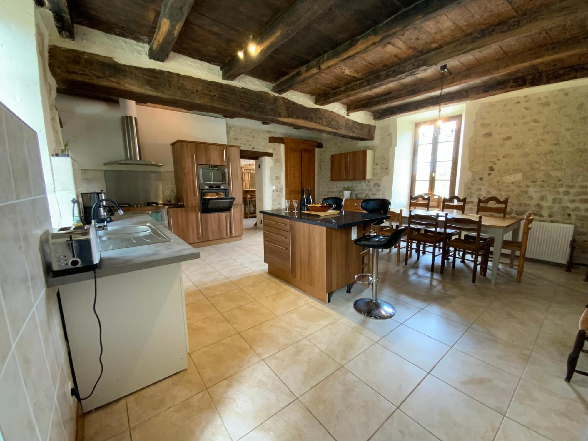 French Farmhouse Retreat With Pool & Superb Views. Blanzac (Charente) Exterior foto
